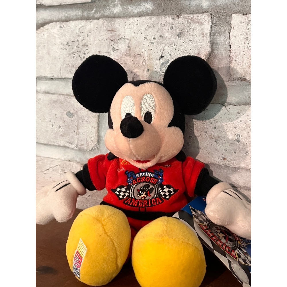 Disney Mickey Mouse NASCAR Daytona 500 Vintage 2005 plush toy